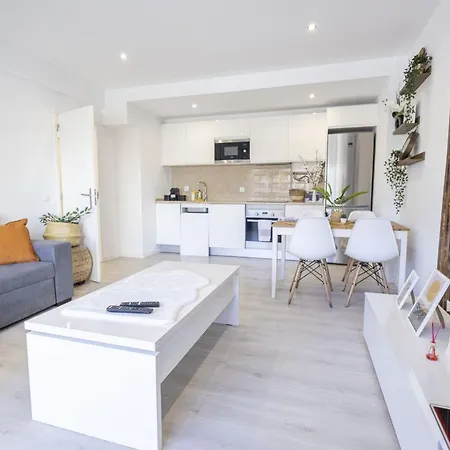 Apartamento Contemporary Sandy Flat - Terrace & Seaside