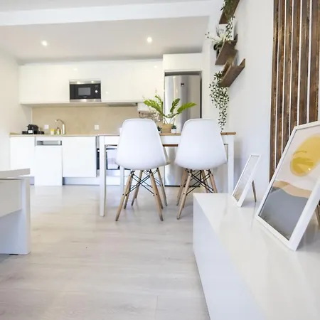 Apartamento Contemporary Sandy Flat - Terrace & Seaside